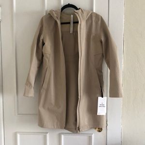 Lulu Lemon Rain Rebel Jacket *Cotton